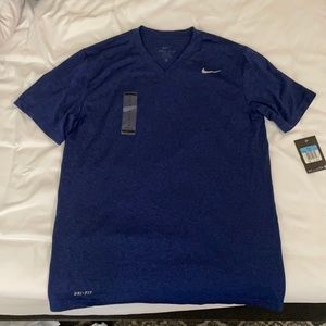 Nike Men’s DriFit V Neck Medium Tee in Navy Blue